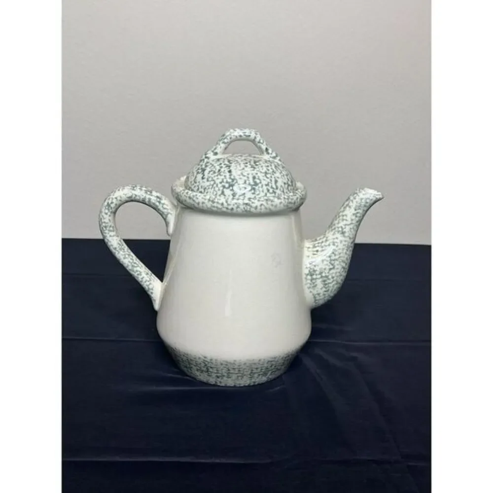 T.H.T. 1995 Sponge Green Apple Design Large Handle Lid Stoneware  Coffee Tea Pot